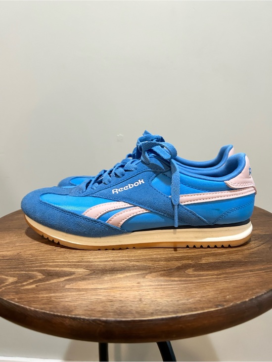 Reebok Shoes - Reebok Blue Sneakers with Pink Accents